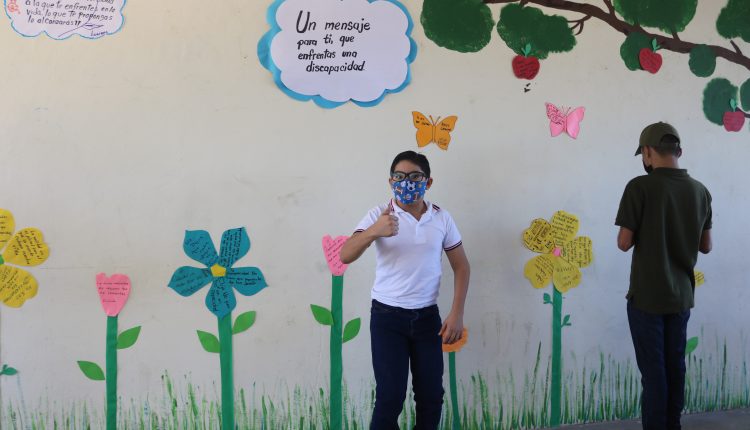 Niño con discapacidad
