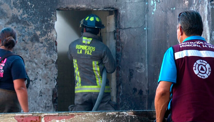 Incendio de estructura en La Paz
