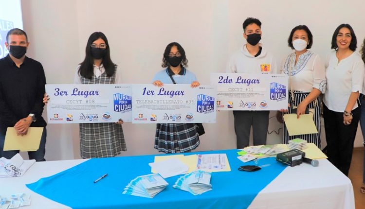 Concurso de agua en preparatoria