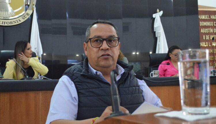 Luis Armando Díaz