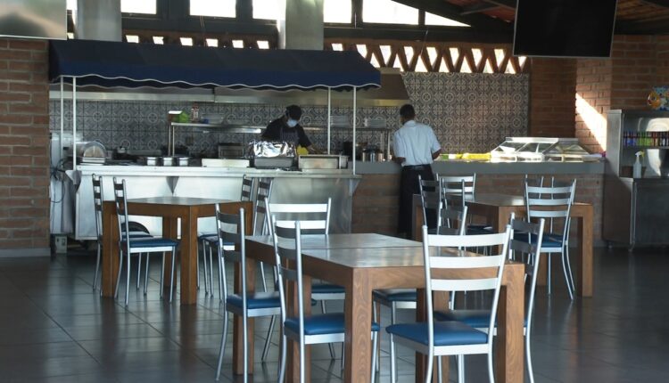 Aforo en restaurantes de La Paz