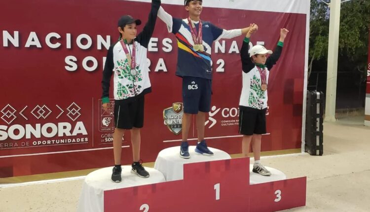 Atletas medallistas en los Nacionales Conade