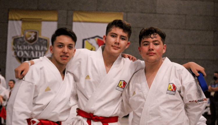Medalla de Bronce en Karate