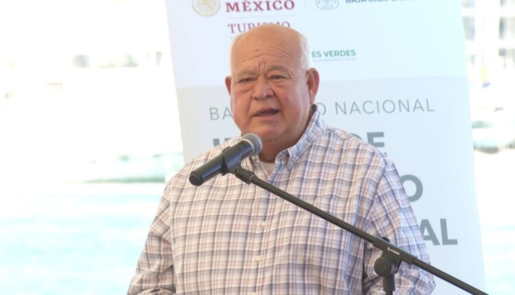 Víctor Castro Cosío, gobernador de Baja California Sur