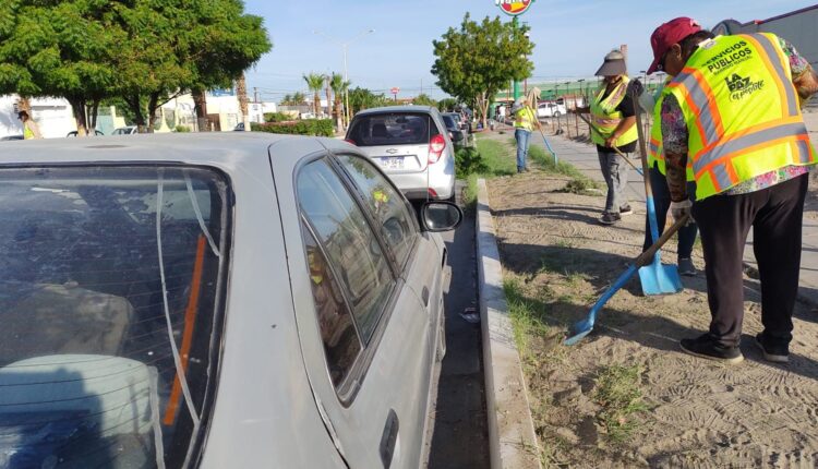 Servicios públicos en calles de La Paz
