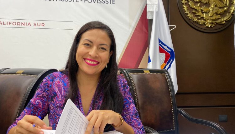 Milena Quiroga Romero en la firma del convenio