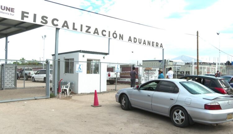 Carros chocolate esperando tramite