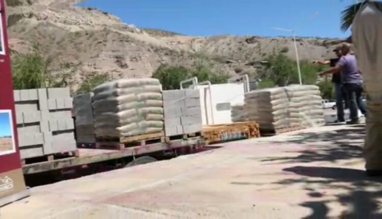 Materiales de construcción para familias de Mulegé