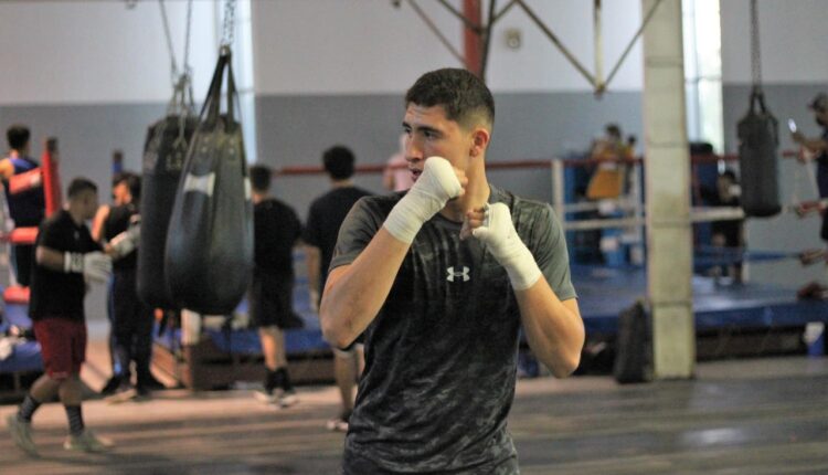 Emiliano Reducindo, boxeador sudcaliforniano