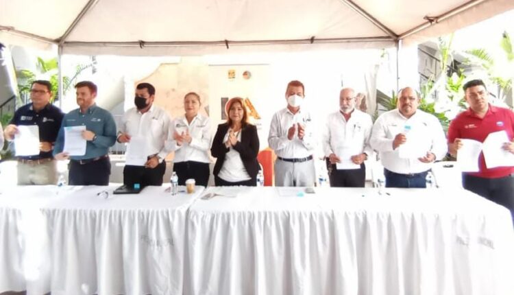 Firma de convenio de colaboración entre la UABCS, el ICA y Ayuntamiento de Los Cabos