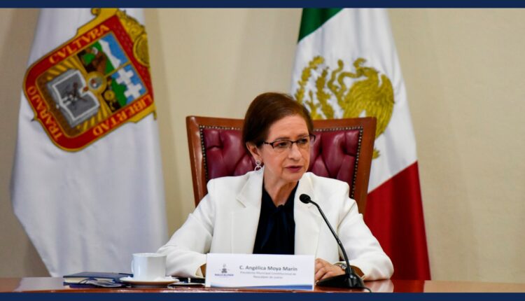 Angélica Moya Marín