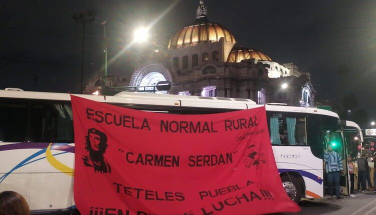 Bloqueo normalistas CDMX
