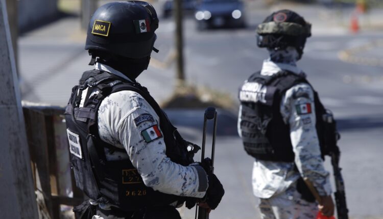 Elementos de la Guardia Nacional durante operativo de seguridad en las calles