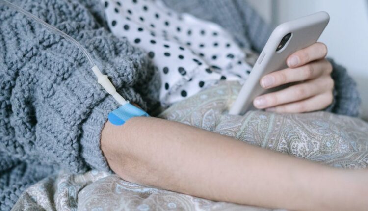 México firmó un memorándum con la India para aplicar una nueva tecnología para el tratamiento contra el cáncer