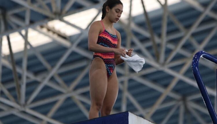 Clavadista sudcaliforniana Gabriela Agúndez.