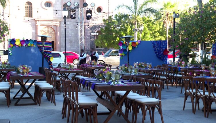 Evento privado que se realizó en la plaza principal del Jardín Velazco.
