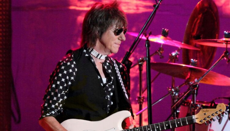 Jeff Beck, guitarrista inglés.
