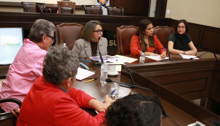 Junta del Gobierno del Estado, ISMujeres y Asociaciones Civiles sobre campaña “Párale a la Violencia contra las Mujeres”.