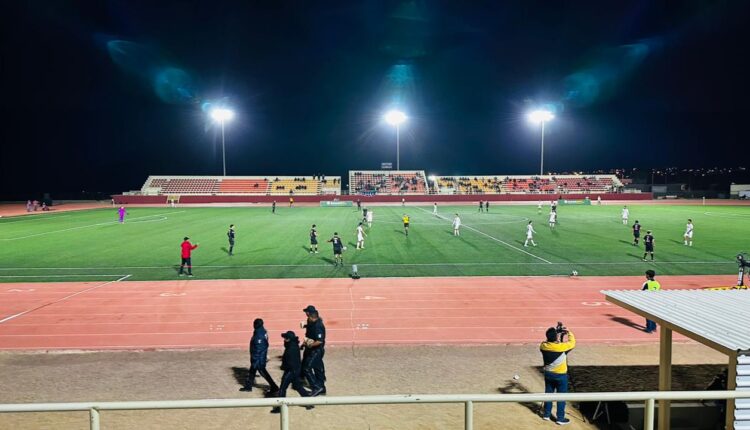 Partido de los Cabos United en el Estadio Don Koll.