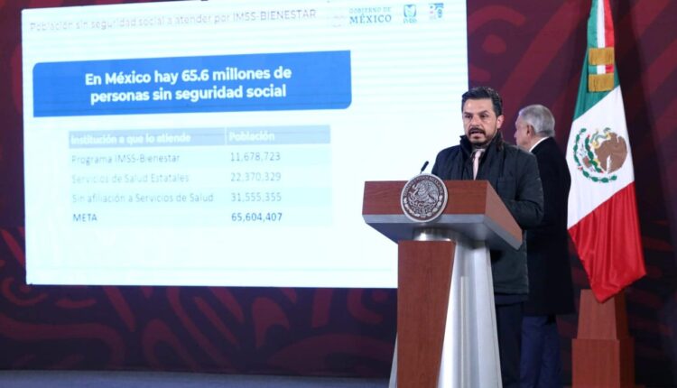 Zoé Robledo en conferencia con AMLO