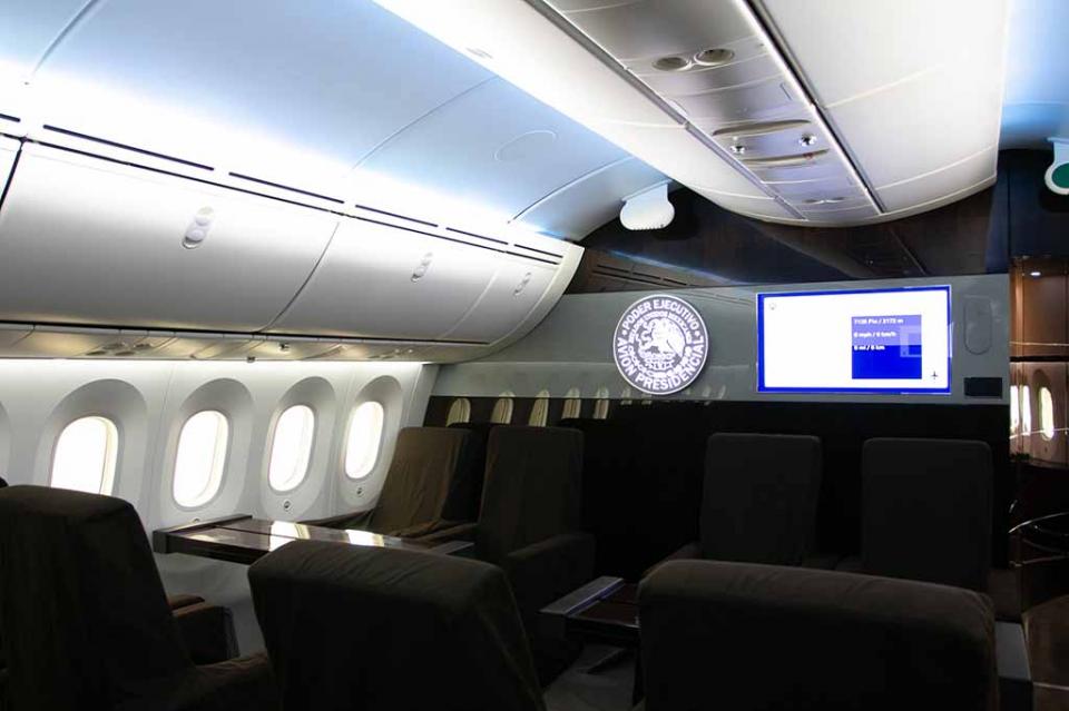 Regresará a México el avión presidencial Abriría AMLO avión presidencial al público