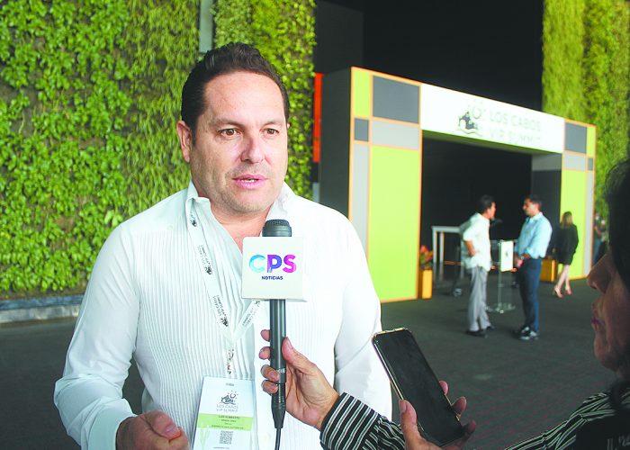 Luis-Humberto-Araiza-López-Secretario-de-Turismo-en-BCS-2J-12-11-19-700x500 Afectaría a industria turística nacional eliminar puentes: Setues BCS