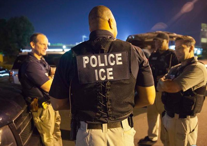 ICE US Suspende EUA redadas de indocumentados por COVID-19