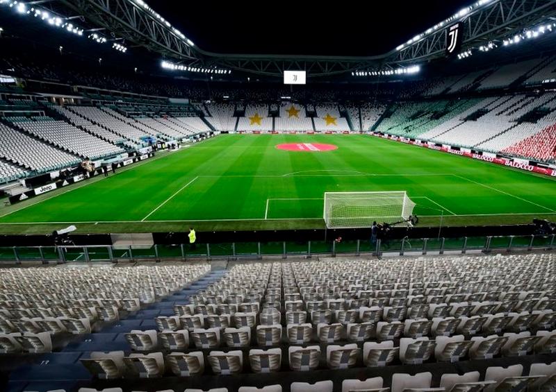 Estadio Suspenderían sueldos a futbolistas italianos