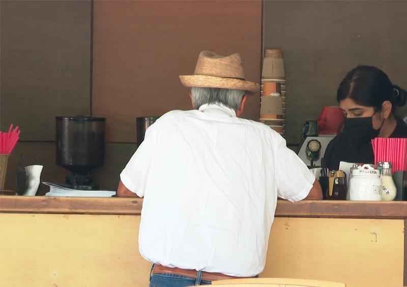 cafetería La Paz Sin despidos masivos aún en BCS por Covid-19: STyDS