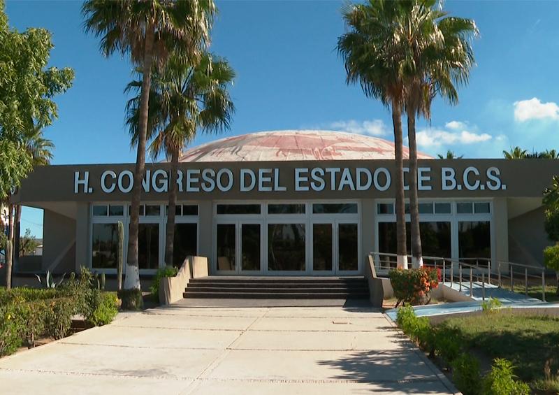Congreso BCS A puerta cerrada por Covid-19 y por segunda ocasión, sesiona Congreso de BCS sin oposición