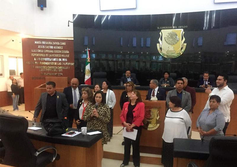 Congreso BCS Diputados de Morena toman protesta a nuevos legisladores