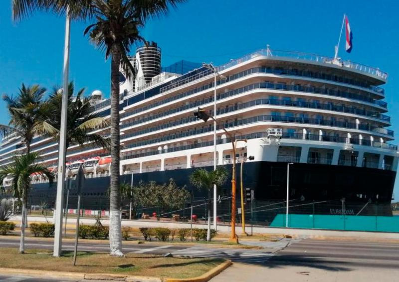 crucero Mueren 4 en el crucero Zaandam; el Rotterdam va por el pasaje. Podrían ir a Vallarta