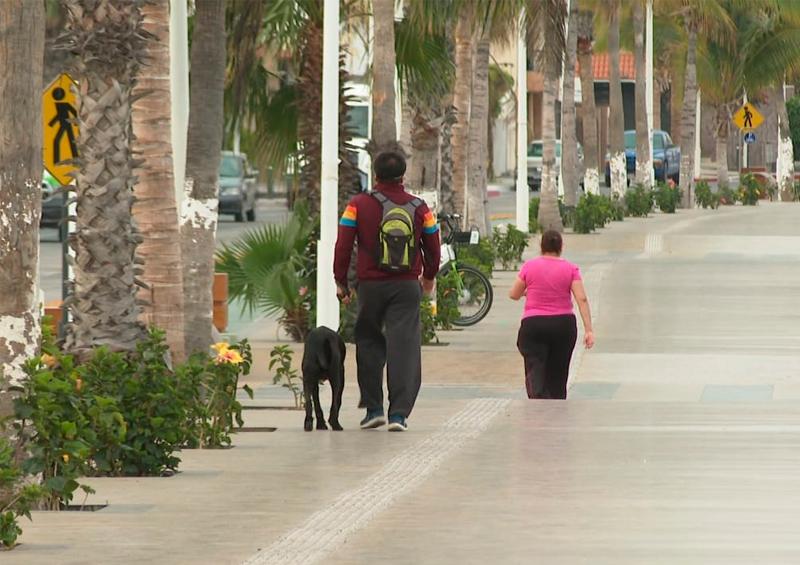 malecón La Paz No acatan paceños medidas de prevención por Covid-19