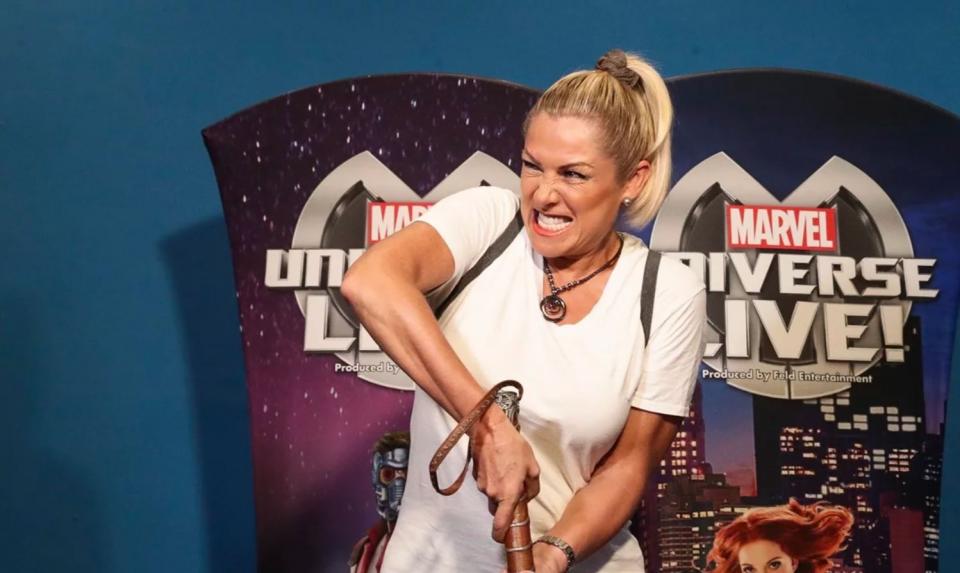 leticia Una lady mas: Nombran a Leticia Calderón #LadyMataGatos