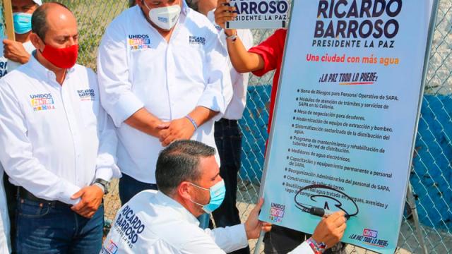 17-Ricardo-Barroso Agua 24/7: Compromiso de Ricardo Barroso con La Paz